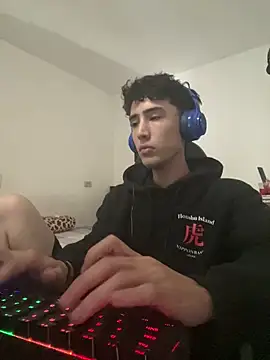 gojo satoru 18 online show from 10-07-25, 02:47