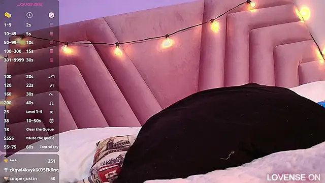 Beautifulskinny18 online show from 03-15-25, 05:19