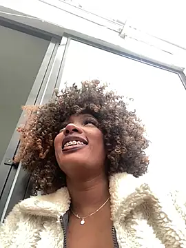 Snapshot of TIFFANYYSTAR chatting on 12-13-24, 02:49 TIFFANYYSTAR online show from 12-13-24, 02:49