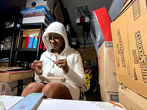 wynterheat online show from 10-30-25, 05:02