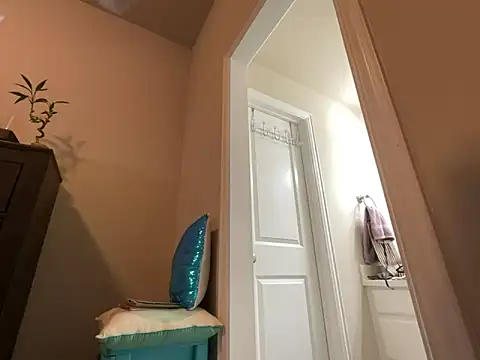 wynterheat online show from 11-15-25, 05:42