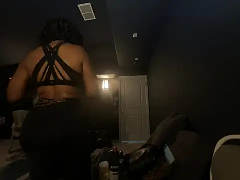 wynterheat online show from 03-26-26, 04:34