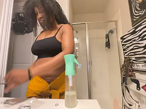 wynterheat online show from 06-14-26, 01:58