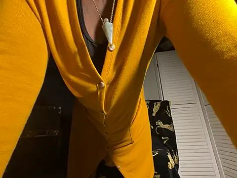 wynterheat online show from 06-21-26, 06:49