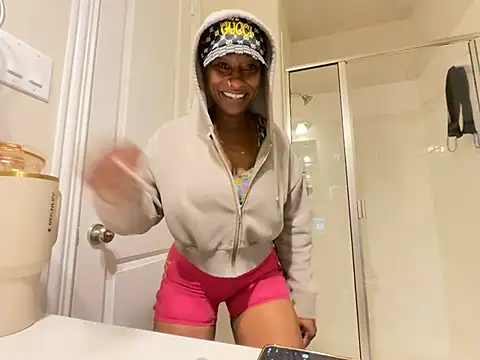 wynterheat online show from 07-16-26, 04:57