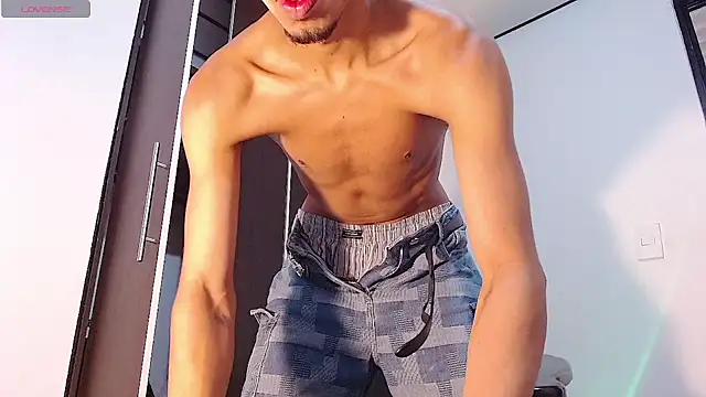 RyanRizzo online show from 01-16-25, 05:33