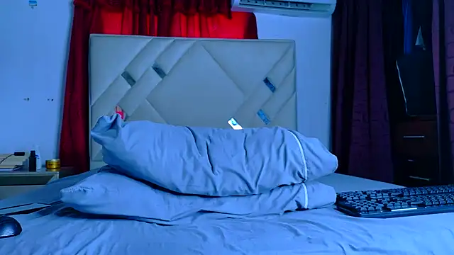 Rich boy01 online show from 07-19-26, 01:59