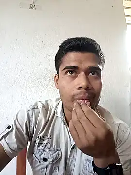 Snapshot of 900irani chatting on 12-22-24, 07:33 900irani online show from 12-22-24, 07:33