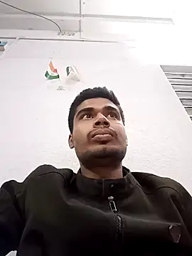 Snapshot of 900irani chatting on 12-31-24, 01:52 900irani online show from 12-31-24, 01:52