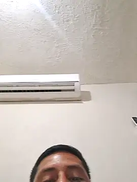 Snapshot of littleboyhot95 chatting on 09-15-25, 09:15 littleboyhot95 online show from 09-15-25, 09:15