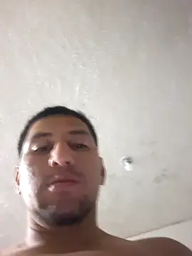 Snapshot of littleboyhot95 chatting on 10-31-25, 02:12 littleboyhot95 online show from 10-31-25, 02:12