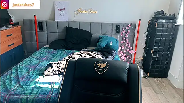 JordanShow online show from 04-19-26, 09:08