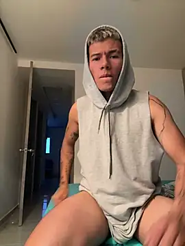 Logan smith1 online show from 02-02-25, 05:21