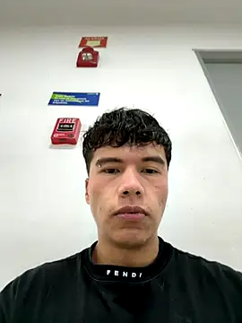 Logan smith1 online show from 09-22-25, 03:47