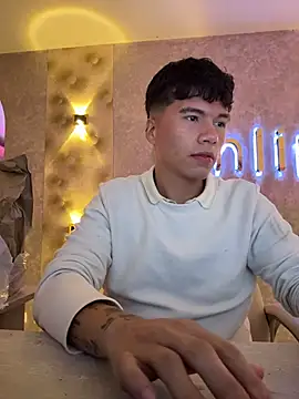 Logan smith1 online show from 11-16-25, 06:41