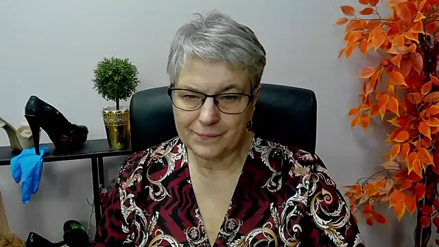 IrisDream online show from 12-19-24, 01:29