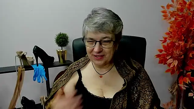 IrisDream online show from 02-13-25, 07:24