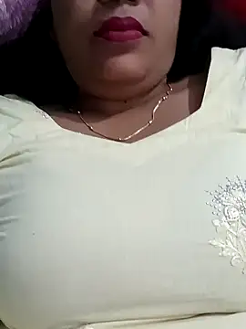 Snapshot of Cute-Raashii chatting on 12-26-24, 03:27 Cute-Raashii online show from 12-26-24, 03:27