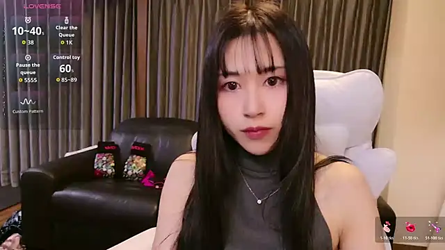 -satomi-jp online show from 11-24-25, 12:49