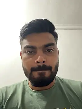 Snapshot of hotboysammy chatting on 12-11-24, 05:15 hotboysammy online show from 12-11-24, 05:15