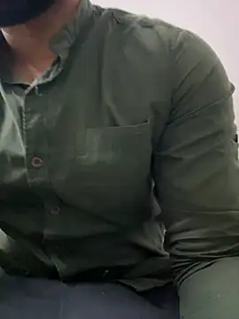 Snapshot of hotboysammy chatting on 03-06-25, 02:40 hotboysammy online show from 03-06-25, 02:40