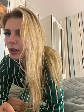 Liya my online show from 01-15-25, 07:12