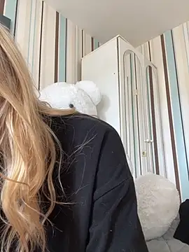 Liya my online show from 09-18-25, 12:51