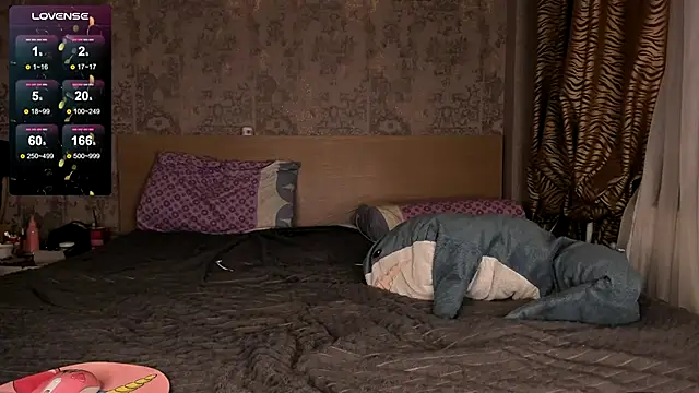 purebeautie13 online show from 12-25-24, 01:41