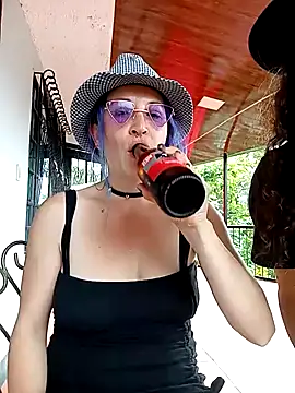 sophie banger online show from 12-28-24, 09:08