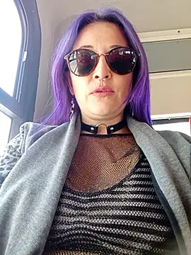 sophie banger online show from 11-13-25, 06:51