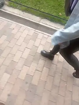 sophie banger online show from 03-25-26, 09:54