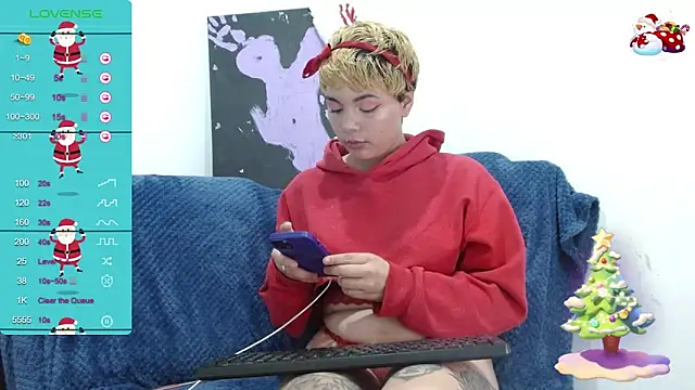 TRIXIE TANG28 online show from 12-21-24, 03:47