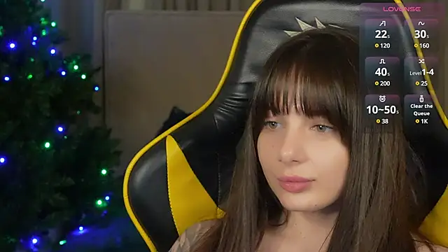 Snapshot of Alisa054 chatting on 12-15-24, 07:21 Alisa054 online show from 12-15-24, 07:21