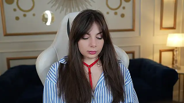 Snapshot of Alisa054 chatting on 01-22-25, 07:57 Alisa054 online show from 01-22-25, 07:57