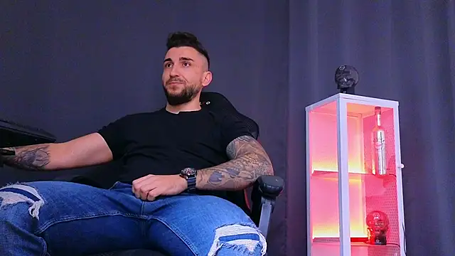 MightyAaron66 online show from 02-20-25, 02:46