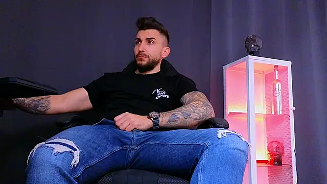 MightyAaron66 online show from 02-24-25, 02:48