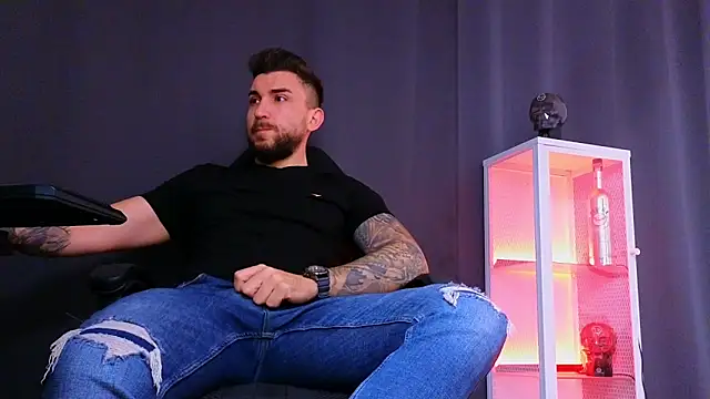 MightyAaron66 online show from 03-04-25, 02:38