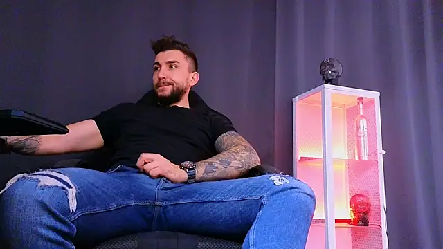 MightyAaron66 online show from 03-08-25, 10:32