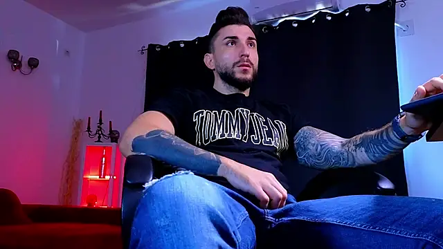 MightyAaron66 online show from 09-24-25, 06:06