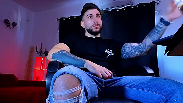 MightyAaron66 online show from 10-28-25, 09:57