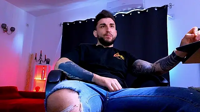 MightyAaron66 online show from 02-03-26, 06:40