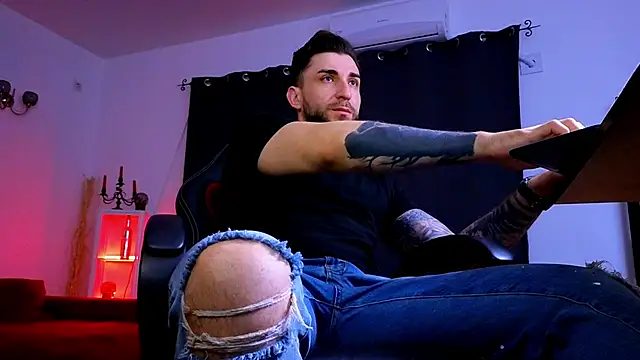 MightyAaron66 online show from 03-05-26, 02:29