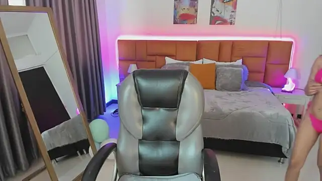 Tamy edwards online show from 04-16-26, 07:58