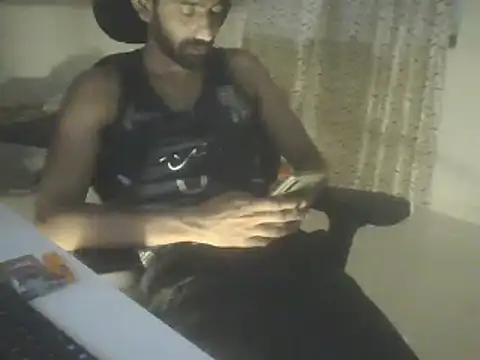 Snapshot of dominanthubby chatting on 12-12-24, 12:44 dominanthubby online show from 12-12-24, 12:44