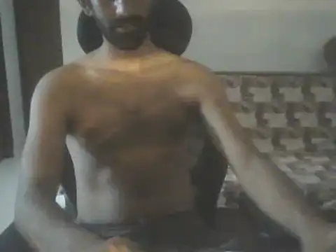 Snapshot of dominanthubby chatting on 01-16-25, 07:10 dominanthubby online show from 01-16-25, 07:10