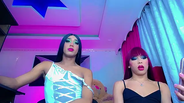 NahomiCamper online show from 01-25-25, 04:23