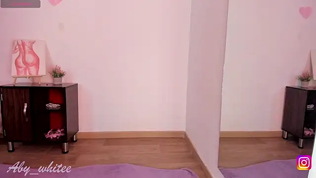 AbyWhitee online show from 09-24-25, 12:08