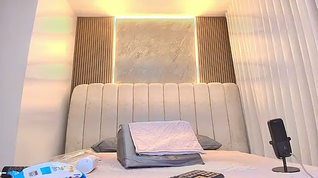 kata hazel online show from 02-27-26, 07:14