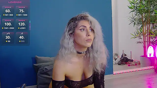 Snapshot of CelineMeyerr chatting on 06-05-26, 05:03 CelineMeyerr online show from 06-05-26, 05:03