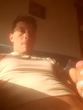 Snapshot of gigolopez1 chatting on 01-21-25, 12:29 gigolopez1 online show from 01-21-25, 12:29